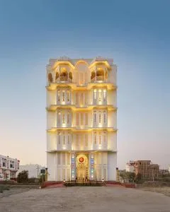 Hotel Rudra Kripa with Swimming Pool - Bedla