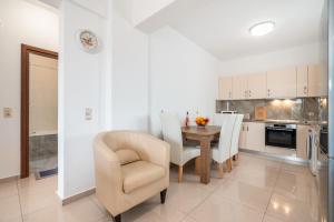 Ilias Apartment with view 2