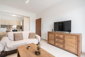 Ilias Apartment with view 2