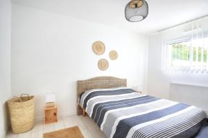 Maisons de vacances Les Euphorbes - Charmante maison avec vue mer : photos des chambres