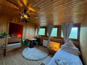 Almgasthaus Knöpflesbrunnen Vierbettzimmer 2 - Böllen