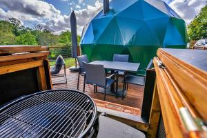 Finest Retreats - Wakehurst Luxury Dome