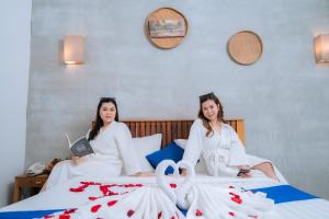 Grand Elevation Hotel