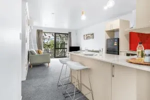 Park view, Proximity, Value - Newstead