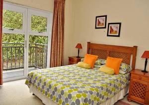 Olive Green Villa in Negombo for Airport Transit
