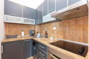 Seaview apartment Risinium