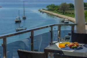 AP 4+2 in one of the most luxury building in Omis