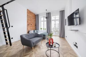 Apartment with Balcony - Starowiślna 41