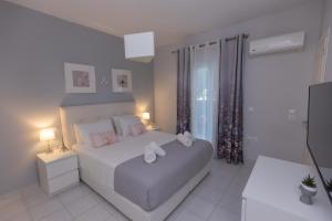 Silver Palm House Ixia, Rhodes