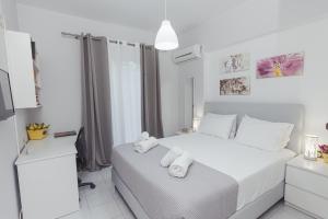 Silver Palm House Ixia, Rhodes