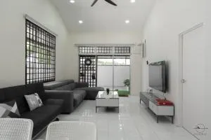 [Party House Megah Ria] #65'Tv #1600sqf Open space - Kampong Sungai Rinting