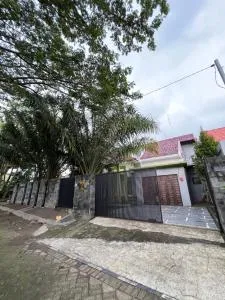 Omah Sare Griya MT - MT GRIYA - 萨兰甘