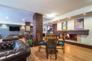 Grand Royale Apartment Complex & Spa