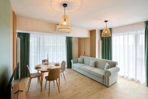 Summer Residence Apartment in Infinity Beach Resort - parking
