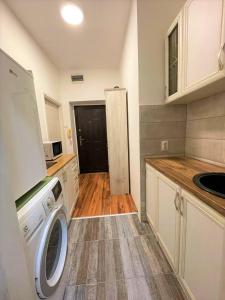 Welcome To Our Easygoing Apartment