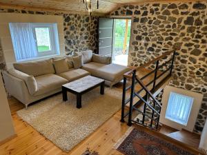 3 VELLEZERIT DOCI GUEST HOUSE