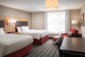 Queen Studio room in TownePlace Suites by Marriott Cleveland