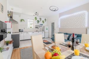 Two-bedrooms apartment CBD BP