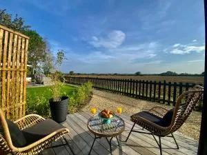 Silo Green - Barnston