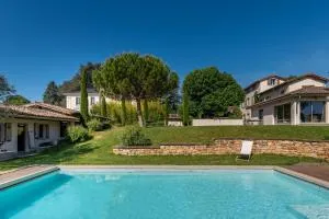 La Belle Etoile - Convivial house with a relaxed holiday atmosphere - Limonest