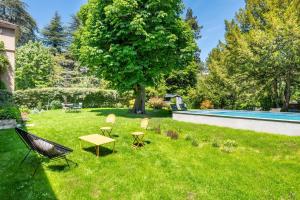 Villas Les Gargouilles - House with crazy charm heated pool and garden : photos des chambres
