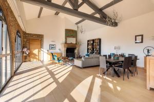 Les Voutes - Beautiful property with swimming pool