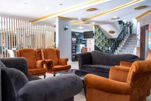 Mustis Royal Plaza Hotel