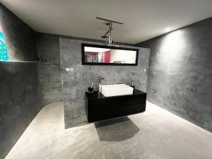 Villas Maison exceptionnelle esprit loft avec piscine : photos des chambres