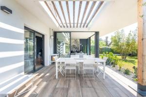 Villas Farniente - Newly refurbished house with swimming pool : photos des chambres
