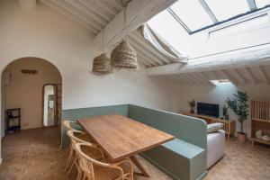 Cozy love nest near the Old Port