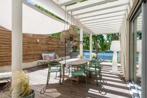 Maisons de vacances L-Olivier - Contemporary House : photos des chambres