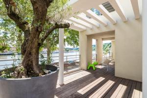 Maisons de vacances L-Olivier - Contemporary House : Maison de Vacances