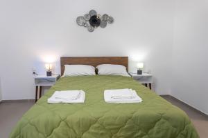 Seaside Escape - Steps to the Sand - DionysiaSea Apts 4