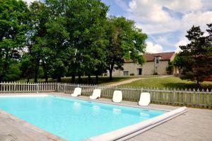 Maisons de vacances les gites de fred en Dordogne, Maisons avec piscines privees et chauffees : photos des chambres
