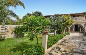 2 Bedroom Cozy Home In Siracusa - 4hvězdičkové hotely ve městě Syrakusy