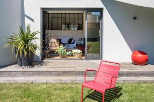 Togo - Stunning contemporary architects house