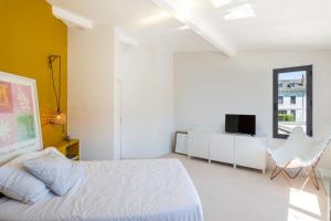 Togo - Stunning contemporary architects house