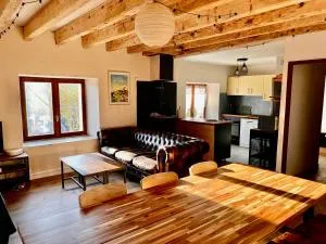Blancs Vercors, appartement-gîte - 韦尔科尔地区朗 Blancs Vercors, appartement-gîte - 韦尔科尔地区朗