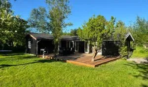 Big Renovated Cottage With Soul And Love - Grevinge