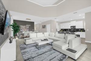 5 Bedrroms 5 Bathrooms Storey Lake 2739 Bd