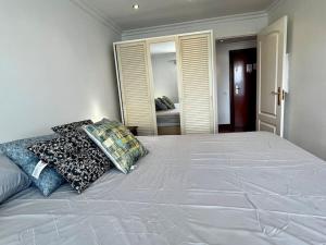 Apartment La Luna- First Line Beach
