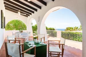 Bini Luna - Binibeca Vell