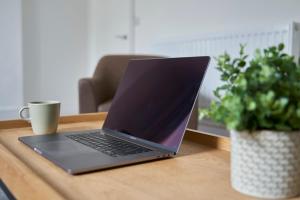 Gloucester Apartments by Kahuna Stays, Ideal for Students, Contractors, Professionals & Visitors