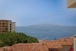Marin Bougainville Apartament