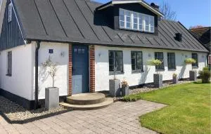 3 Bedroom Awesome Home In Simrishamn - Simrishamn