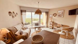 Studio Le golf, piscine & océan