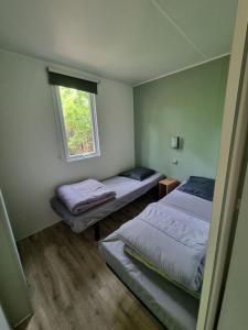 Campings Camping Aux Couleurs du ferret : Mobile Home
