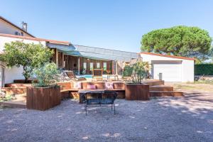 Villas Les cedres bleus - Beautiful house with pool and garden : photos des chambres