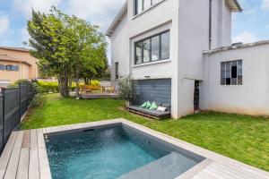 Villas Le Marronnier - charming house with swimming pool : photos des chambres