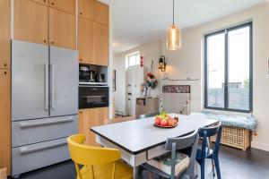 Villas Le Marronnier - charming house with swimming pool : photos des chambres